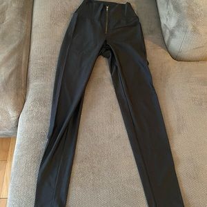 SOLD: Nylon/Spandex Leggings Black